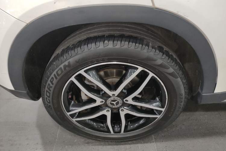 Used Mercedes-Benz GLA 2017 GLA 200 Fashion Model Exterior 3