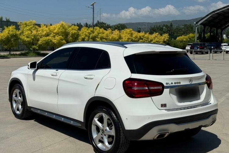 Used Mercedes-Benz GLA 2017 GLA 200 Sport Edition Exterior 3