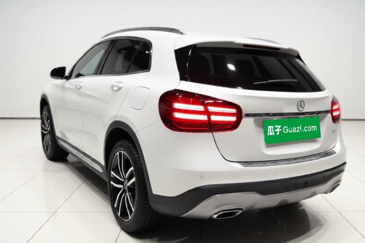 Used Mercedes-Benz GLA 2017 GLA 200 Fashion Model Exterior 3