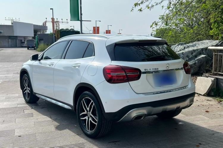 Used Mercedes-Benz GLA 2017 GLA 200 Fashion Model Exterior 4