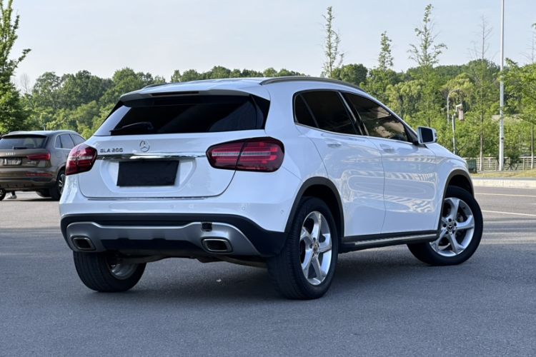 Used Mercedes-Benz GLA 2017 GLA 200 Sport Edition Exterior 5