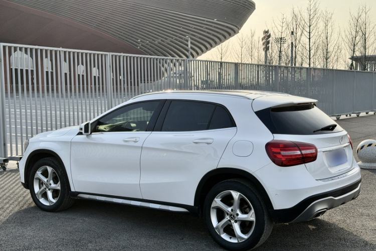 Used Mercedes-Benz GLA 2017 GLA 200 Sport Edition Exterior 5