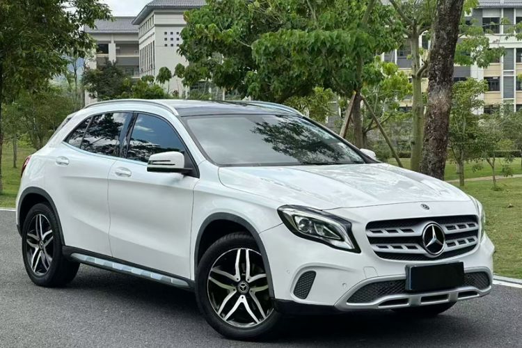 Used Mercedes-Benz GLA 2017 GLA 200 Fashion Model Exterior 5