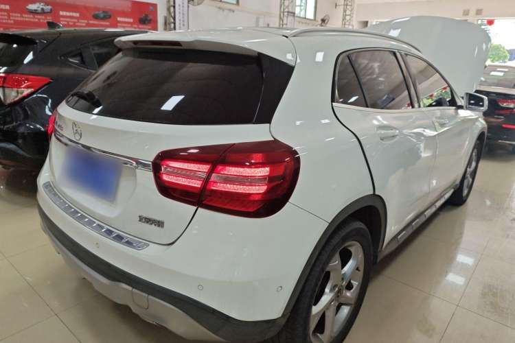 Used Mercedes-Benz GLA 2017 GLA 200 Sport Edition Exterior 5