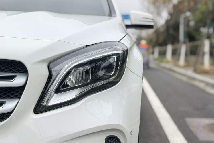 Used Mercedes-Benz GLA 2017 GLA 200 Fashion Model Exterior 7