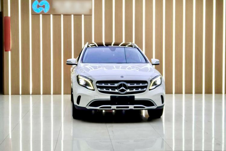 Used Mercedes-Benz GLA 2017 GLA 200 Fashion Model Exterior 7