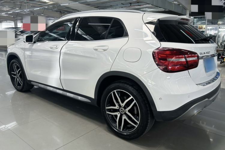 Used Mercedes-Benz GLA 2017 GLA 200 Fashion Model Exterior 8