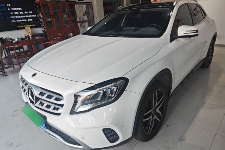 Used Mercedes-Benz GLA 2017 GLA 200 Fashion Model Guazi used car, China used car export, Used car for sale, Used cars, Cheapest cars for sale