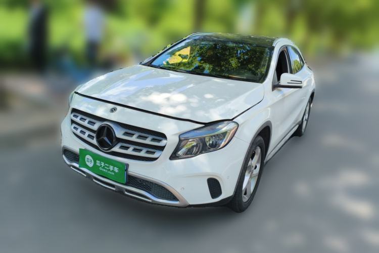 Used Mercedes-Benz GLA 2017 GLA 200 Sport Edition Guazi used car, China used car export, Used car for sale, Used  cars, Cheapest cars for sale