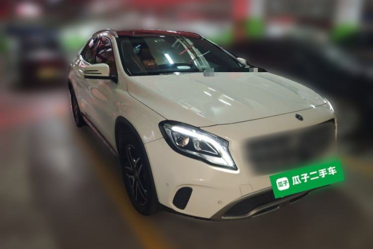 Used Mercedes-Benz GLA 2017 GLA 200 Fashion Model Front Right 45 Deg
