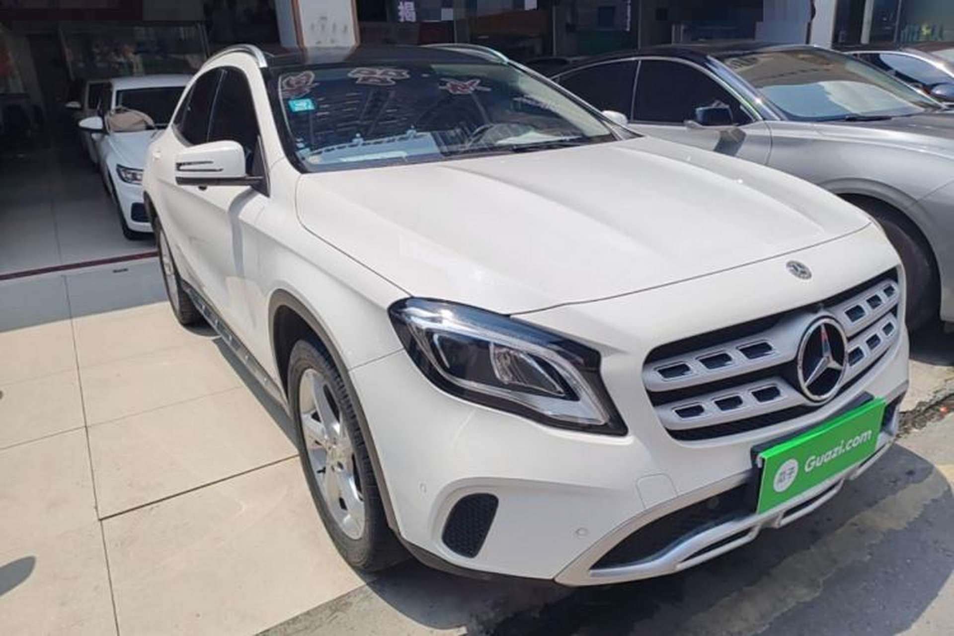 Used Mercedes-Benz GLA 2017 GLA 200 Sport Edition Front Right 45 Deg