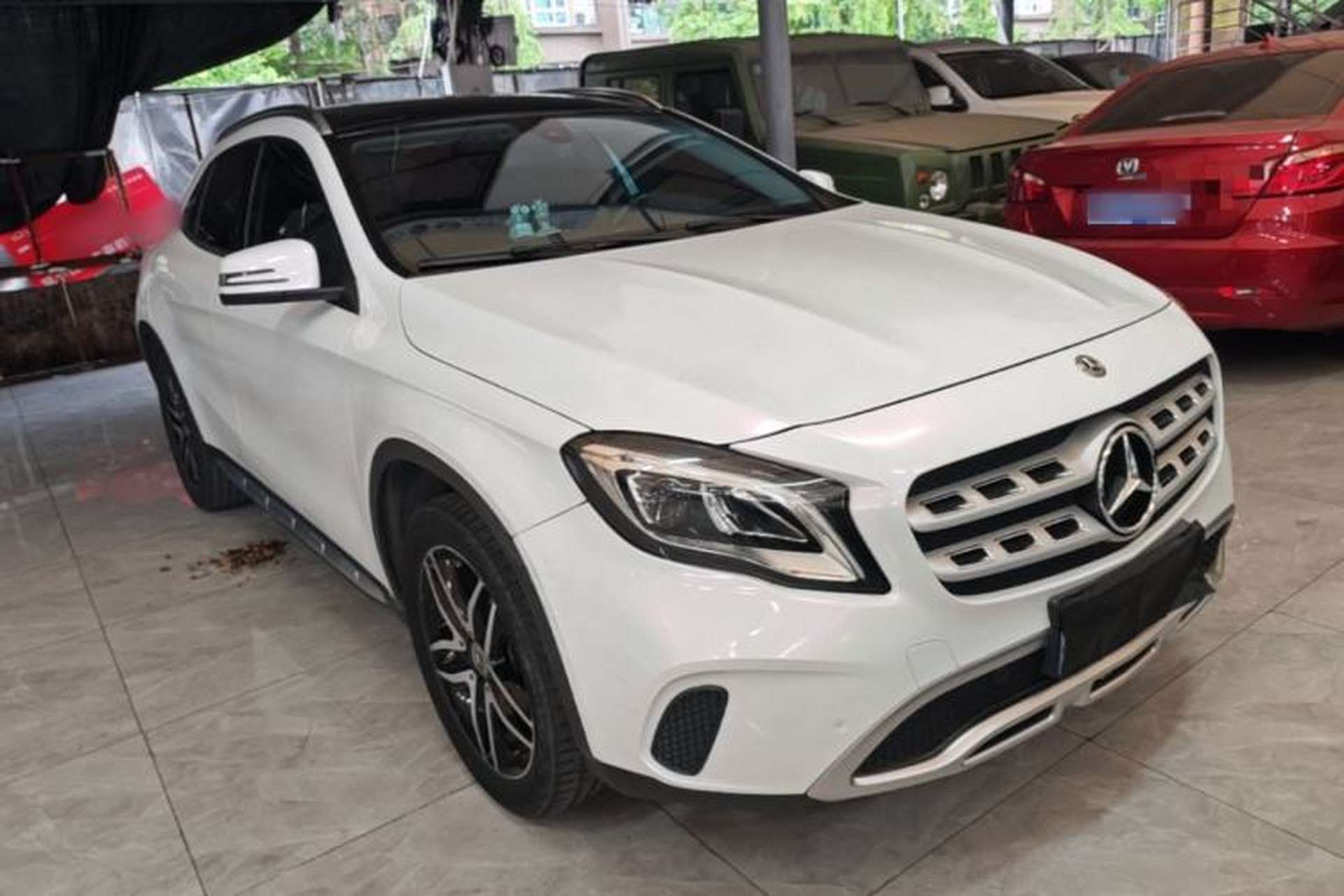 Used Mercedes-Benz GLA 2017 GLA 200 Fashion Model Front Right 45 Deg