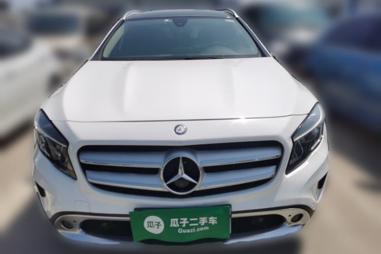 Used Mercedes-Benz GLA  Front