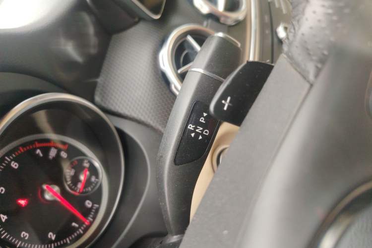 Used Mercedes-Benz GLA 2017 GLA 200 Sport Edition Gear Lever