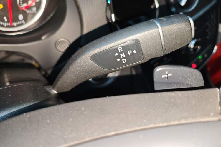 Used Mercedes-Benz GLA 2017 GLA 200 Sport Edition Gear Lever