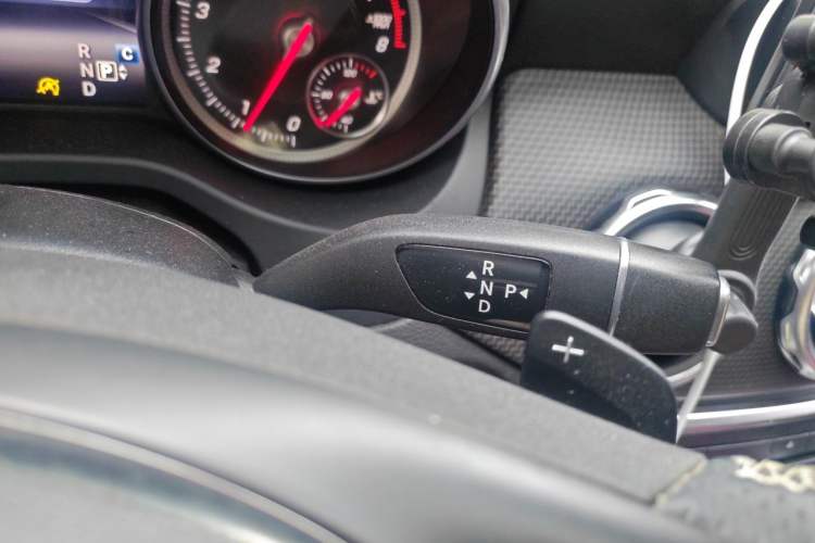 Used Mercedes-Benz GLA 2017 GLA 200 Sport Edition Gear Lever
