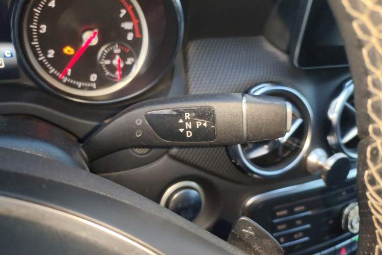 Used Mercedes-Benz GLA 2017 GLA 200 Sport Edition Gear Lever