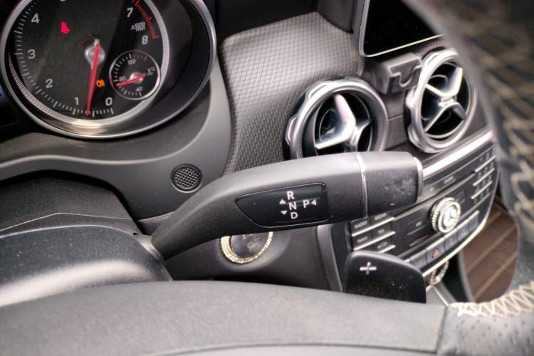 Used Mercedes-Benz GLA 2017 GLA 200 Sport Edition Gear Lever
