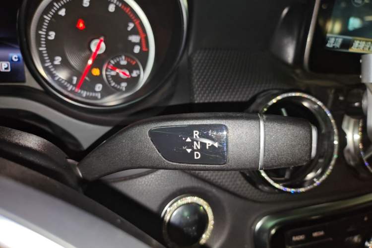 Used Mercedes-Benz GLA 2017 GLA 200 Sport Edition Gear Lever