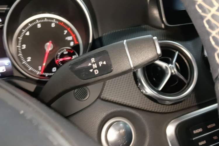 Used Mercedes-Benz GLA 2017 GLA 200 Sport Edition Gear Lever