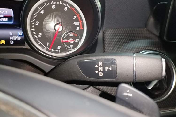 Used Mercedes-Benz GLA 2017 GLA 200 Fashion Model Gear Lever
