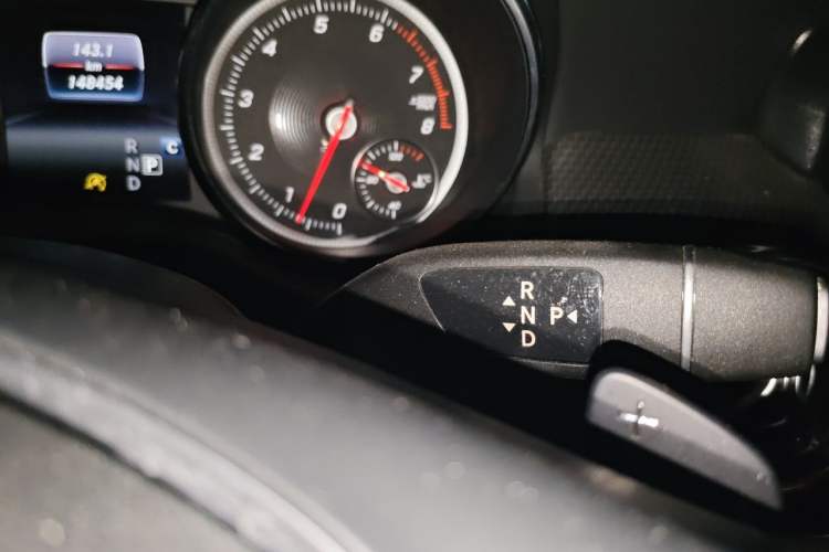 Used Mercedes-Benz GLA 2017 GLA 200 Sport Edition Gear Lever