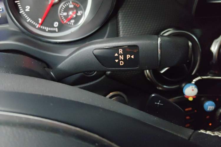 Used Mercedes-Benz GLA 2017 GLA 200 Sport Edition Gear Lever