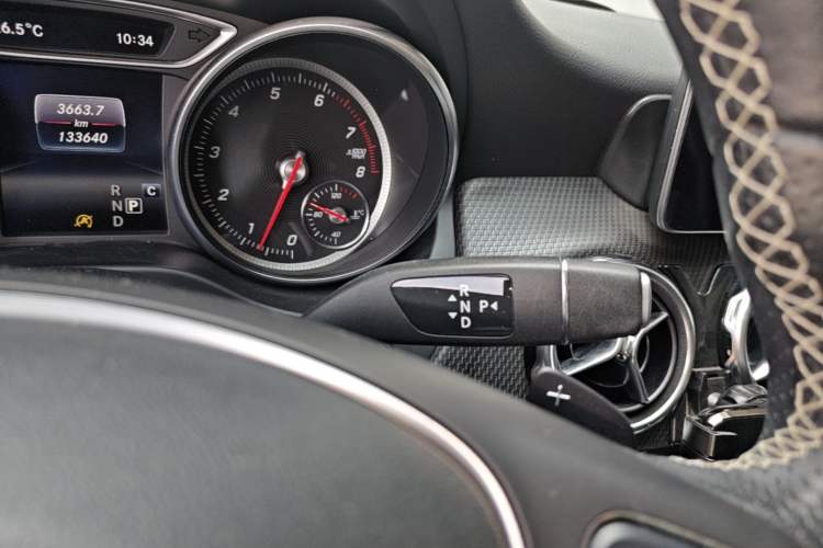 Used Mercedes-Benz GLA 2017 GLA 200 Sport Edition Gear Lever