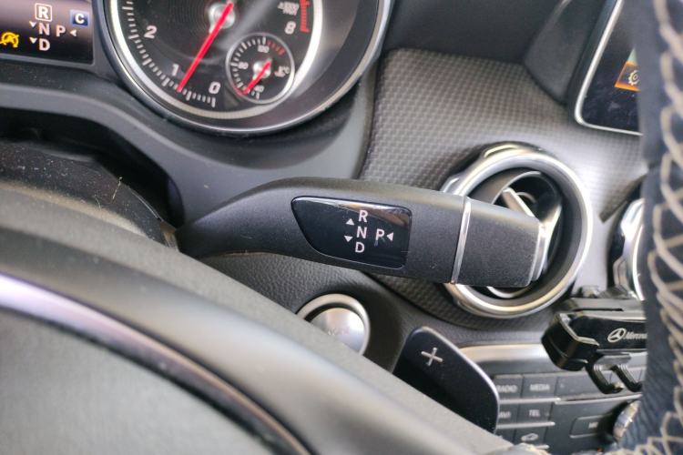 Used Mercedes-Benz GLA 2017 GLA 200 Sport Edition Gear Lever