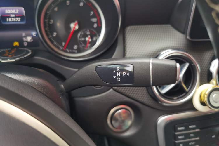 Used Mercedes-Benz GLA 2017 GLA 200 Sport Edition Gear Lever