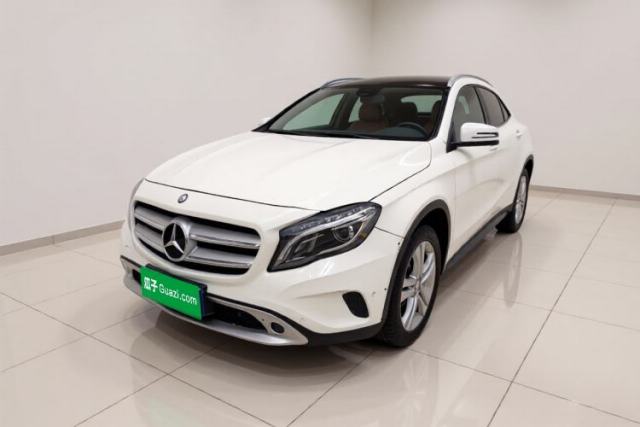 Ojetý Mercedes-Benz GLA 2017 GLA 200 Sport Edition