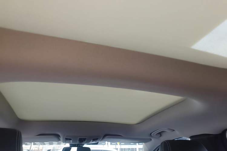 Used Mercedes-Benz GLA 2017 GLA 200 Fashion Model Headliner