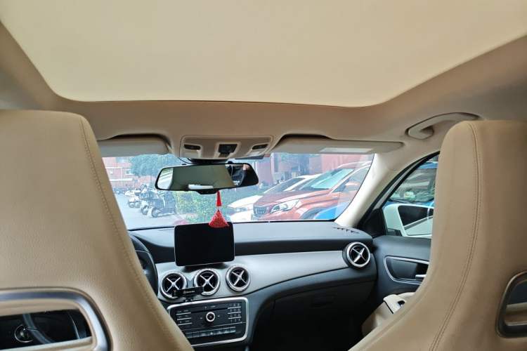 Used Mercedes-Benz GLA 2017 GLA 200 Fashion Model Headliner