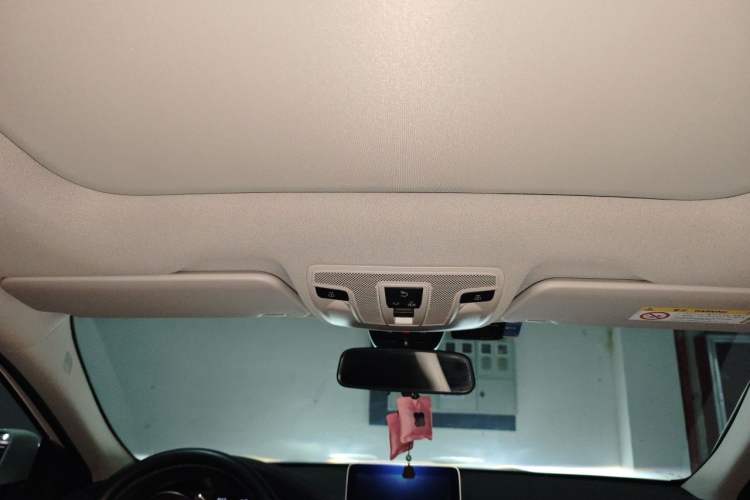 Used Mercedes-Benz GLA 2017 GLA 200 Fashion Model Headliner