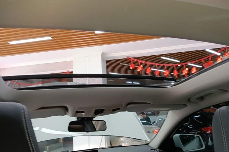 Used Mercedes-Benz GLA 2017 GLA 200 Sport Edition Headliner