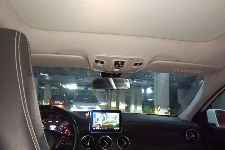 Used Mercedes-Benz GLA 2017 GLA 200 Fashion Model Headliner