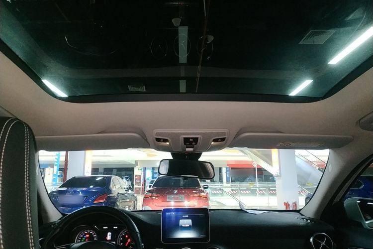 Used Mercedes-Benz GLA 2017 GLA 200 Fashion Model Headliner