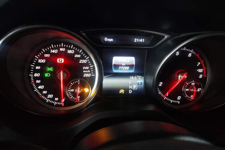 Used Mercedes-Benz GLA 2017 GLA 200 Fashion Model Instrument Cluster