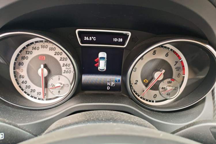 Used Mercedes-Benz GLA 2017 GLA 200 Fashion Model Instrument Cluster
