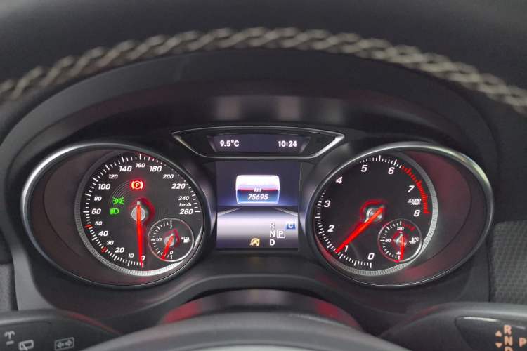 Used Mercedes-Benz GLA 2017 GLA 200 Sport Edition Instrument Cluster