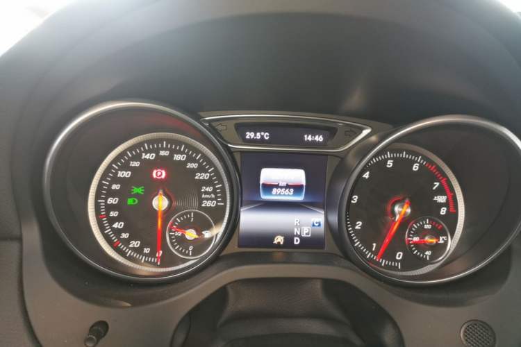 Used Mercedes-Benz GLA 2017 GLA 220 4MATIC Fashion Model Instrument Cluster