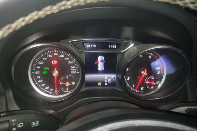 Used Mercedes-Benz GLA 2017 GLA 200 Fashion Model Instrument Cluster