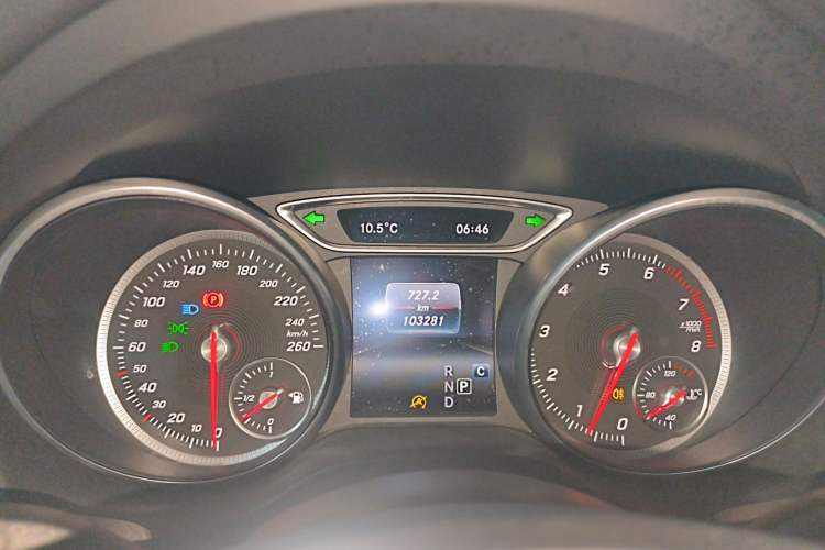 Used Mercedes-Benz GLA 2017 GLA 200 Sport Edition Instrument Cluster