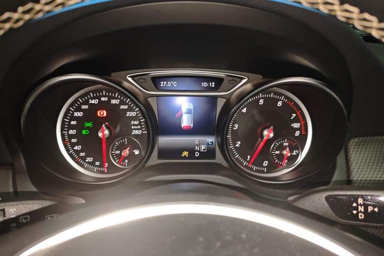 Used Mercedes-Benz GLA 2017 GLA 200 Fashion Model Instrument Cluster