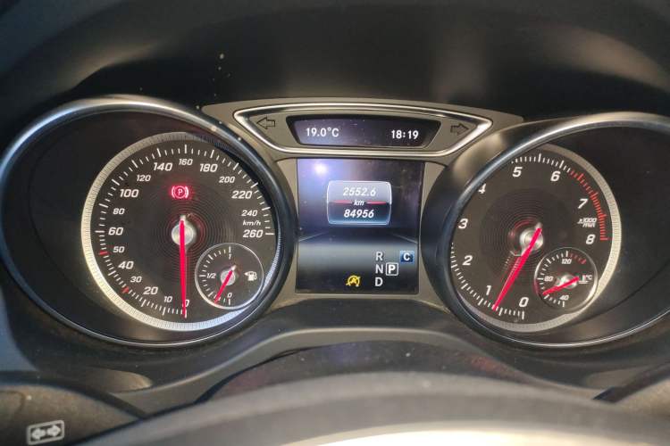 Used Mercedes-Benz GLA 2017 GLA 200 Sport Edition Instrument Cluster