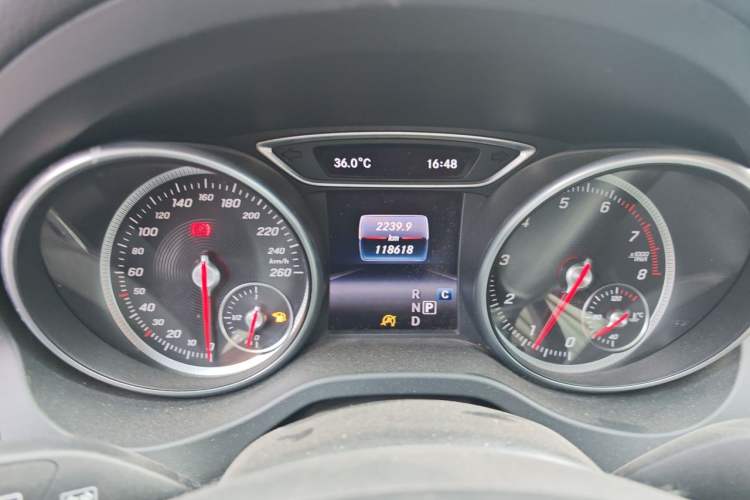 Used Mercedes-Benz GLA 2017 GLA 200 Fashion Model Instrument Cluster