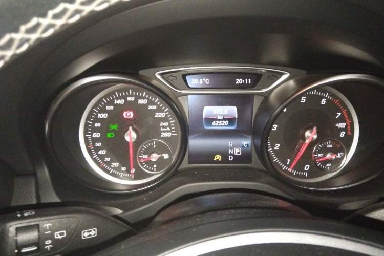 Used Mercedes-Benz GLA 2017 GLA 200 Sport Edition Instrument Cluster
