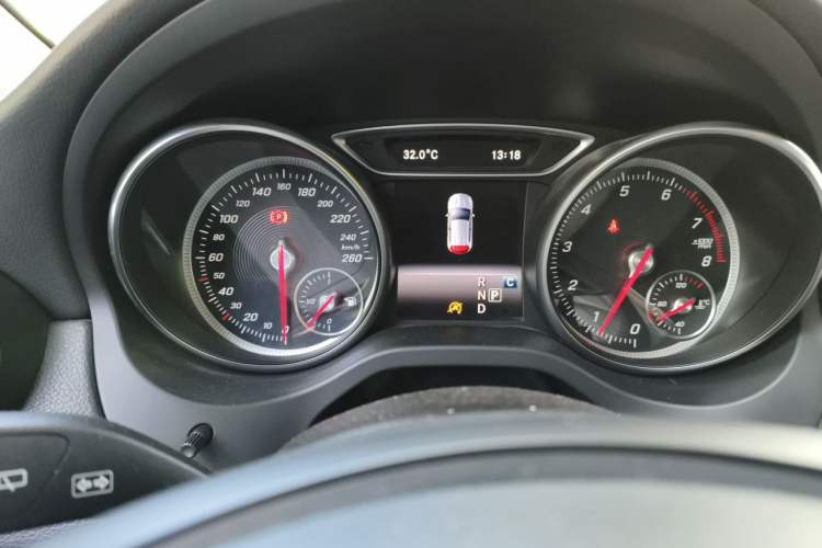 Used Mercedes-Benz GLA 2017 GLA 200 Sport Edition Instrument Cluster