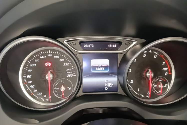 Used Mercedes-Benz GLA 2017 GLA 200 Sport Edition Instrument Cluster