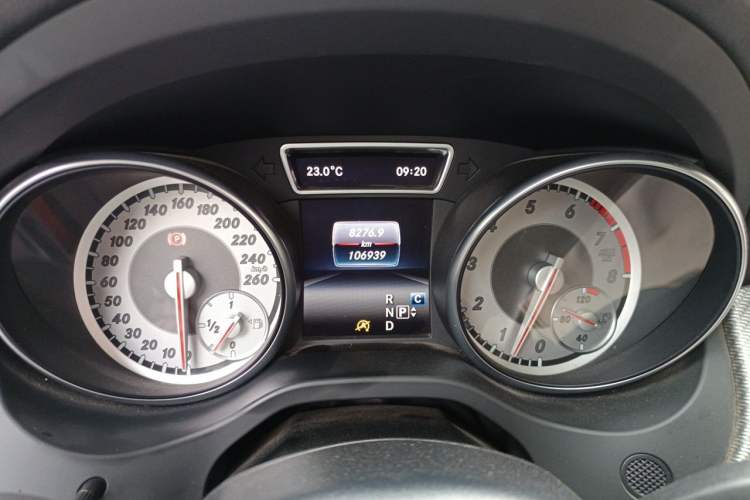 Used Mercedes-Benz GLA 2017 GLA 200 Sport Edition Instrument Cluster